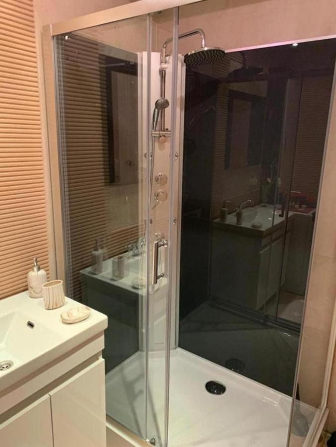 Marcy Apartament Leilighet Bucureşti Eksteriør bilde